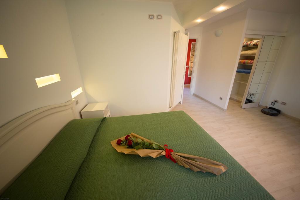 Ferienwohnung Residenza Il Gelsomino Cantello Zimmer foto